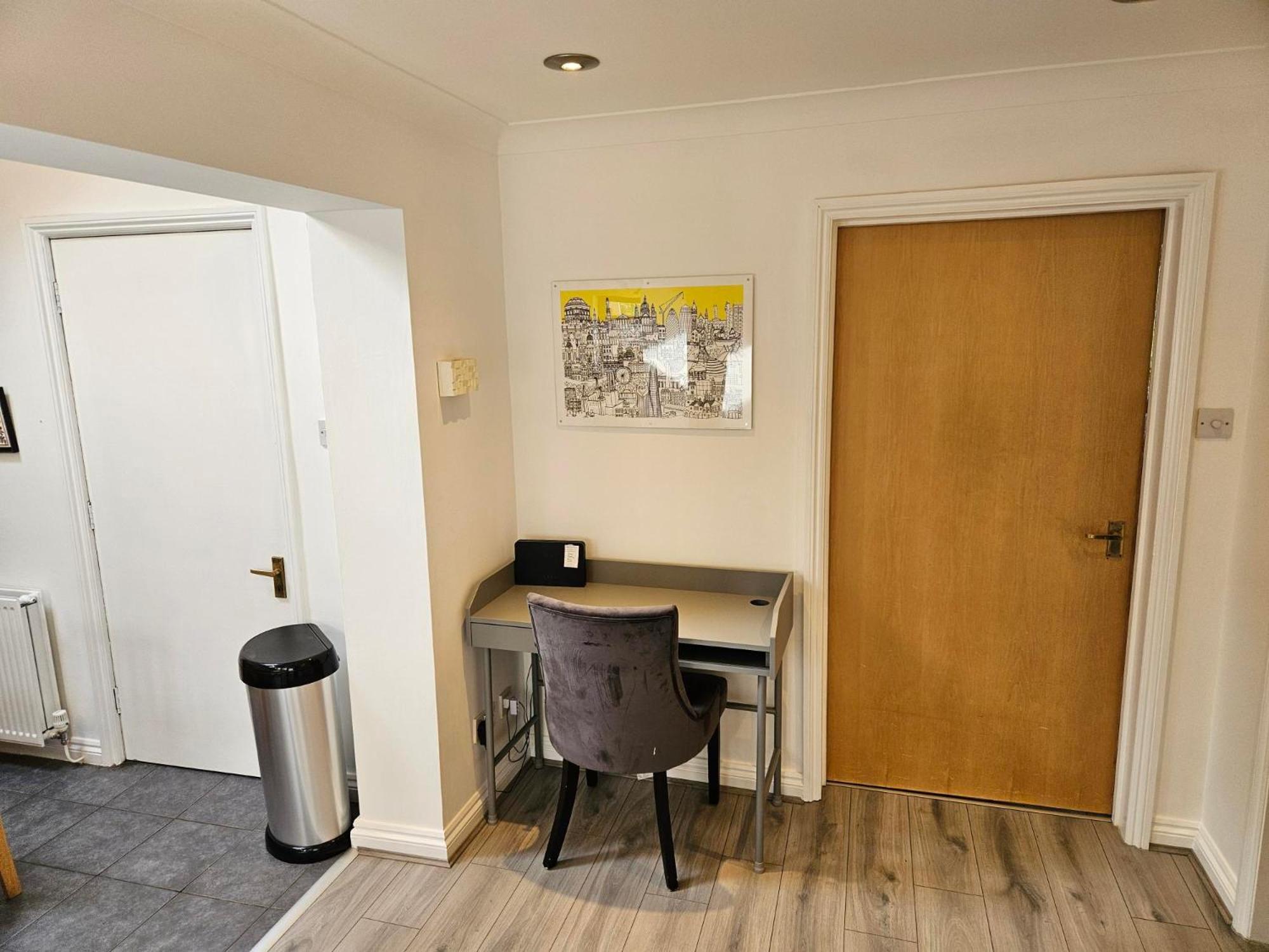 Holiday home Redcot Gardens 4 Bed Contractor Familt With Parking
