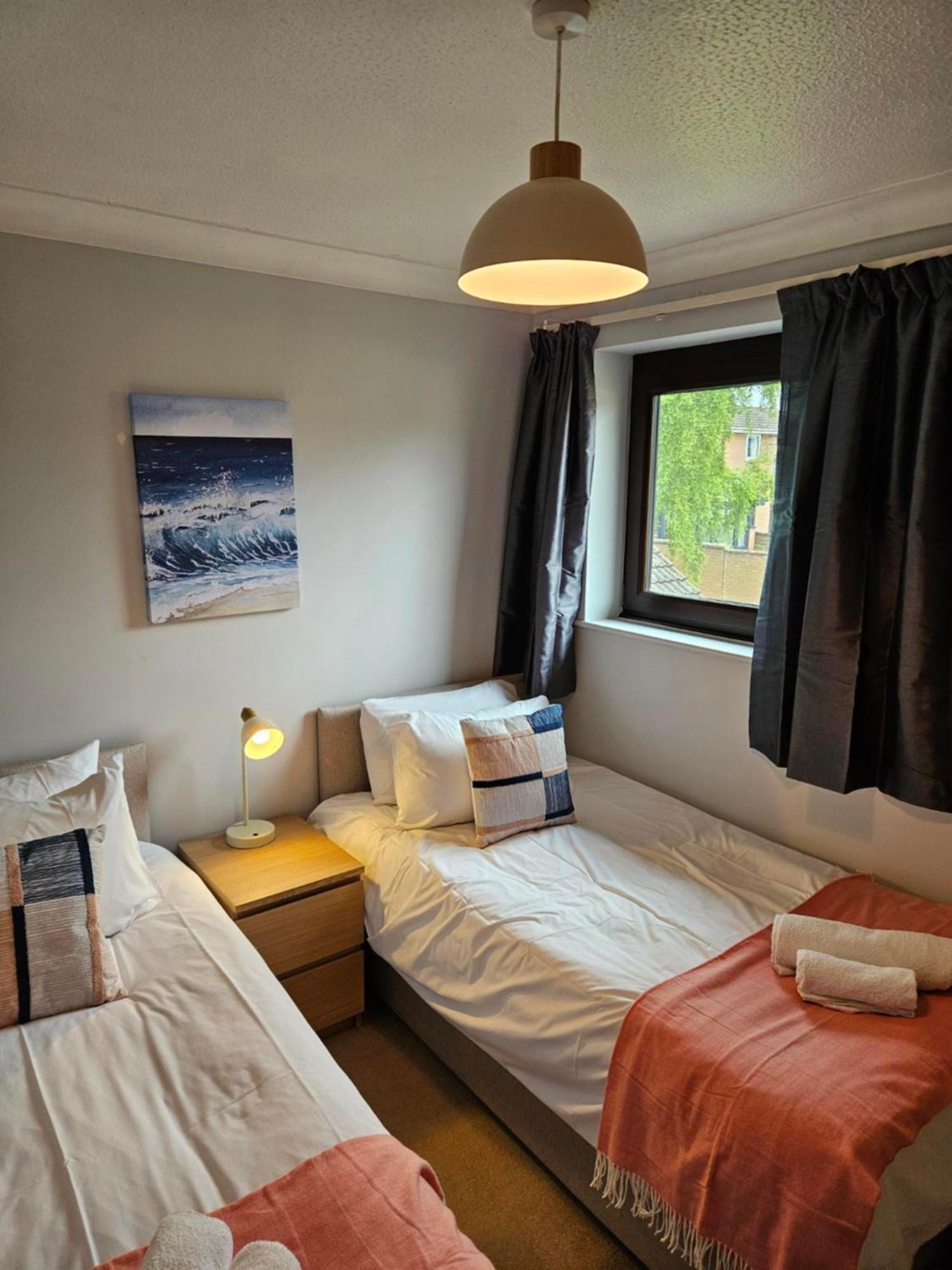 Holiday home Redcot Gardens 4 Bed Contractor Familt With Parking Stamford