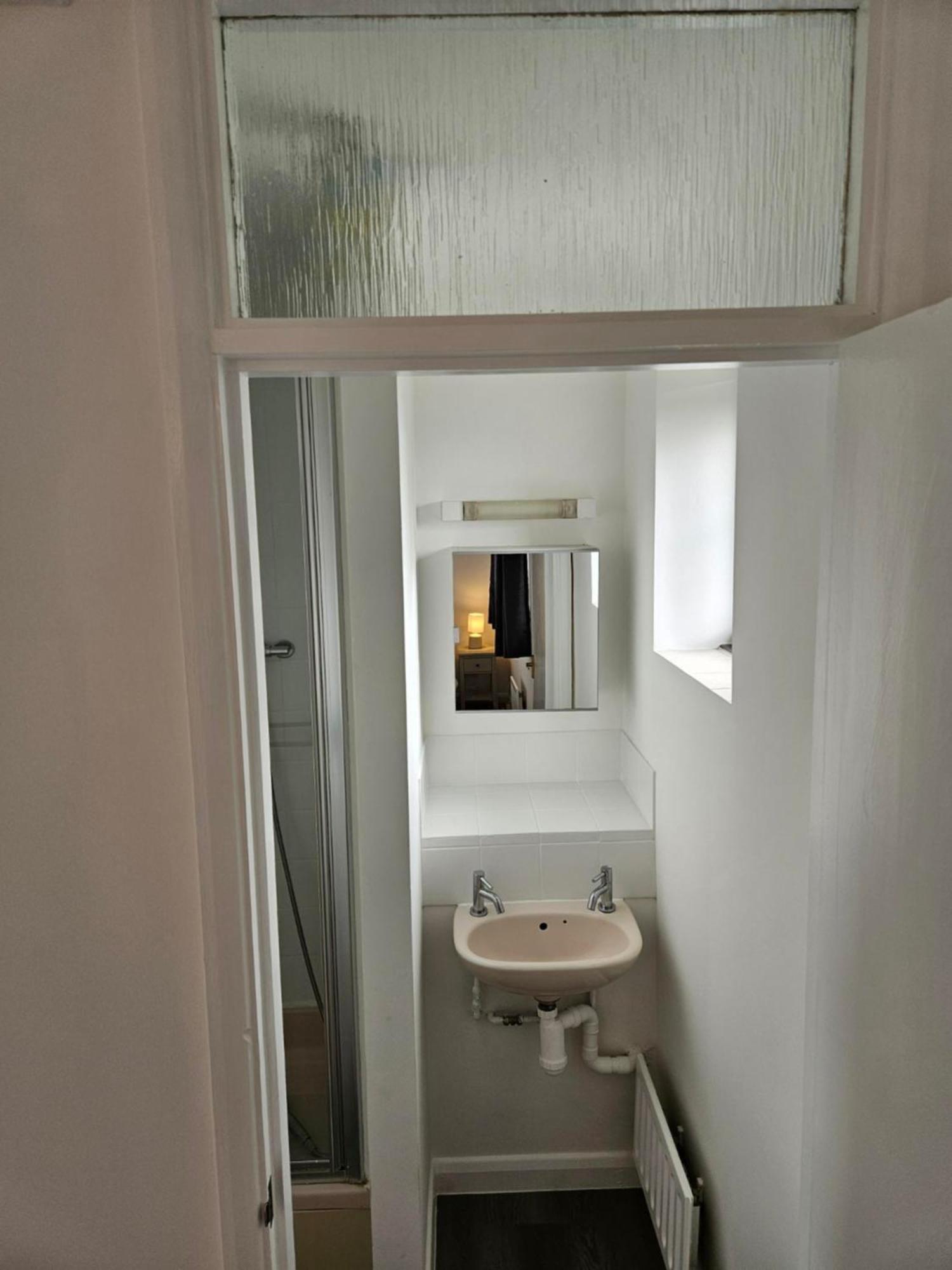 Holiday home Redcot Gardens 4 Bed Contractor Familt With Parking *